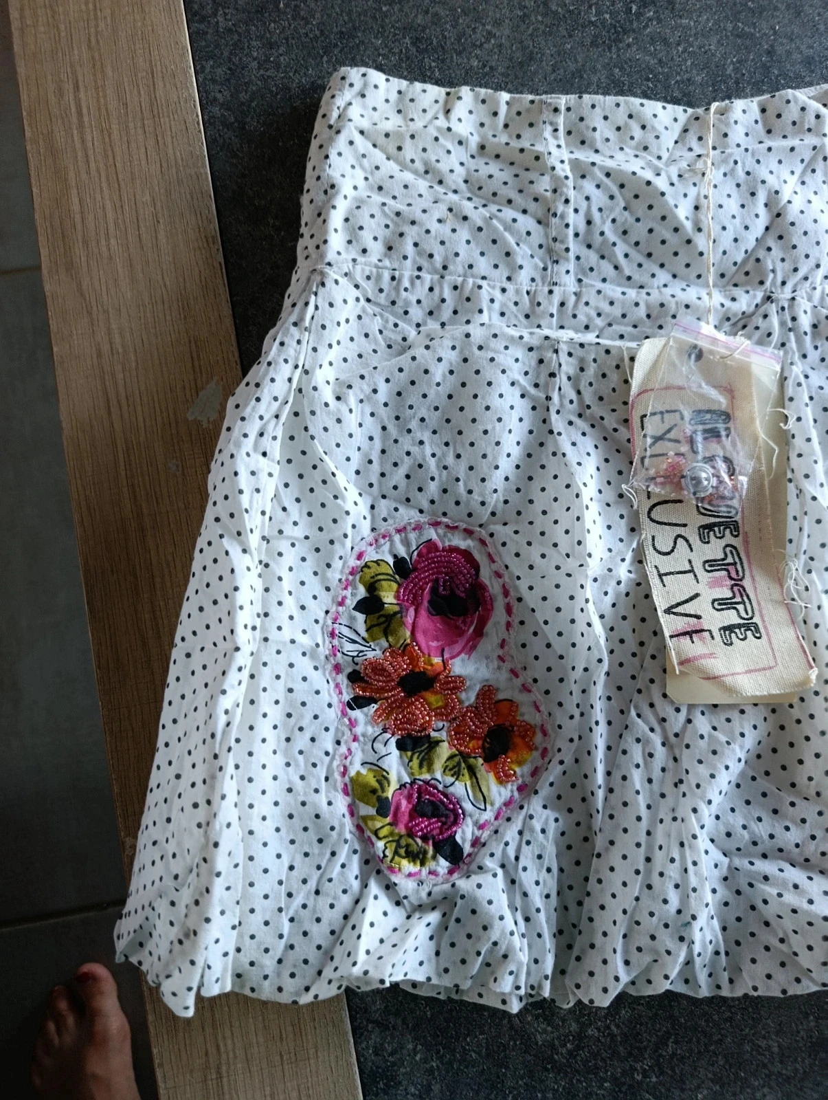 White polka dot and flower embroidery Alouette Exclusive skirt - Size 38 - Brand new with tag – photo 2
